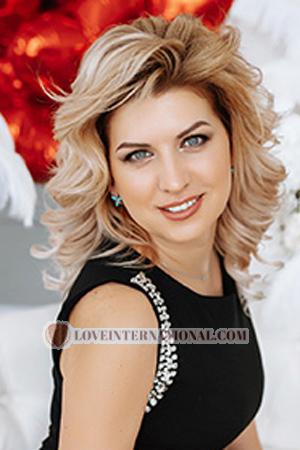 169062 - Nelya Age: 47 - Ukraine