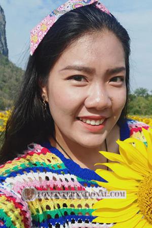 197424 - Amornrat (Earn) Age: 26 - Thailand