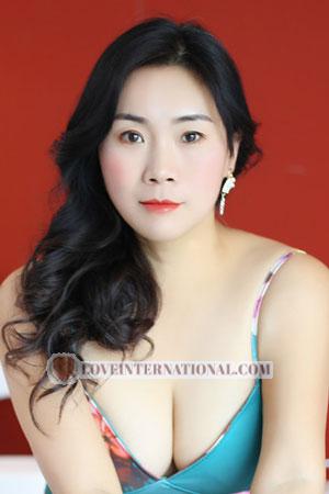 206747 - Liling Age: 56 - China