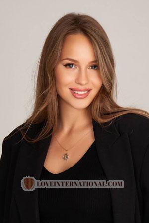 211738 - Yelyzaveta Age: 28 - Ukraine