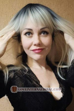 212292 - Kseniya Age: 45 - Ukraine