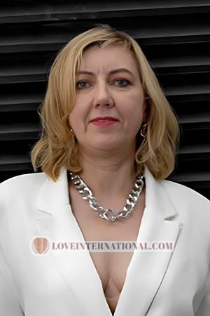 215841 - Svetlana Age: 53 - Russia