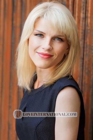 219454 - Alyona Age: 36 - Ukraine