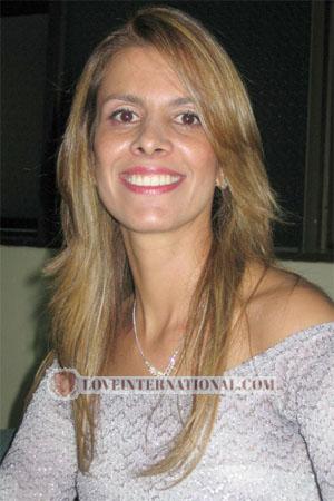 82069 - Isabel Age: 40 - Costa Rica